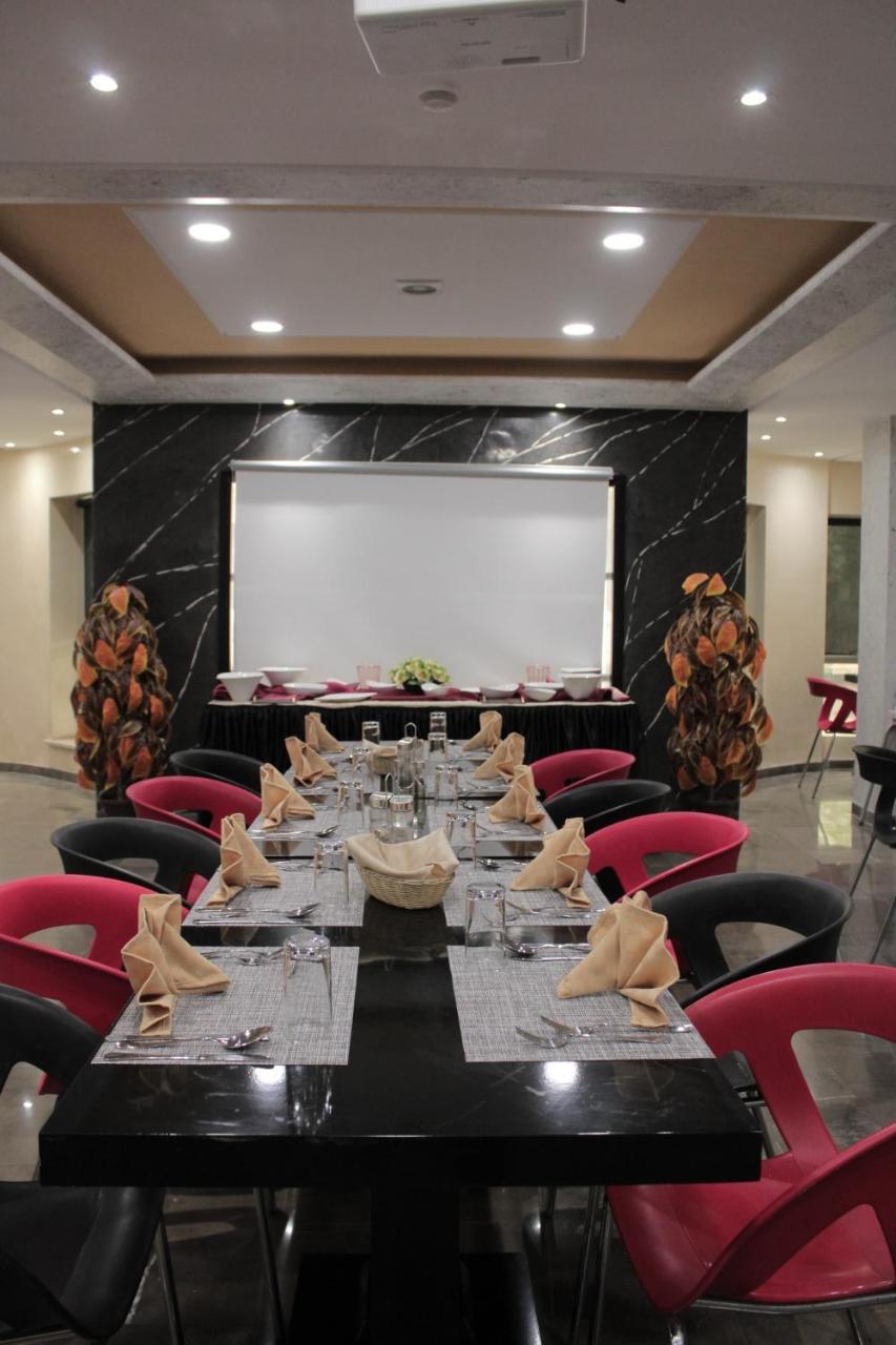 Le Parisien Tunis Hotel Kültér fotó