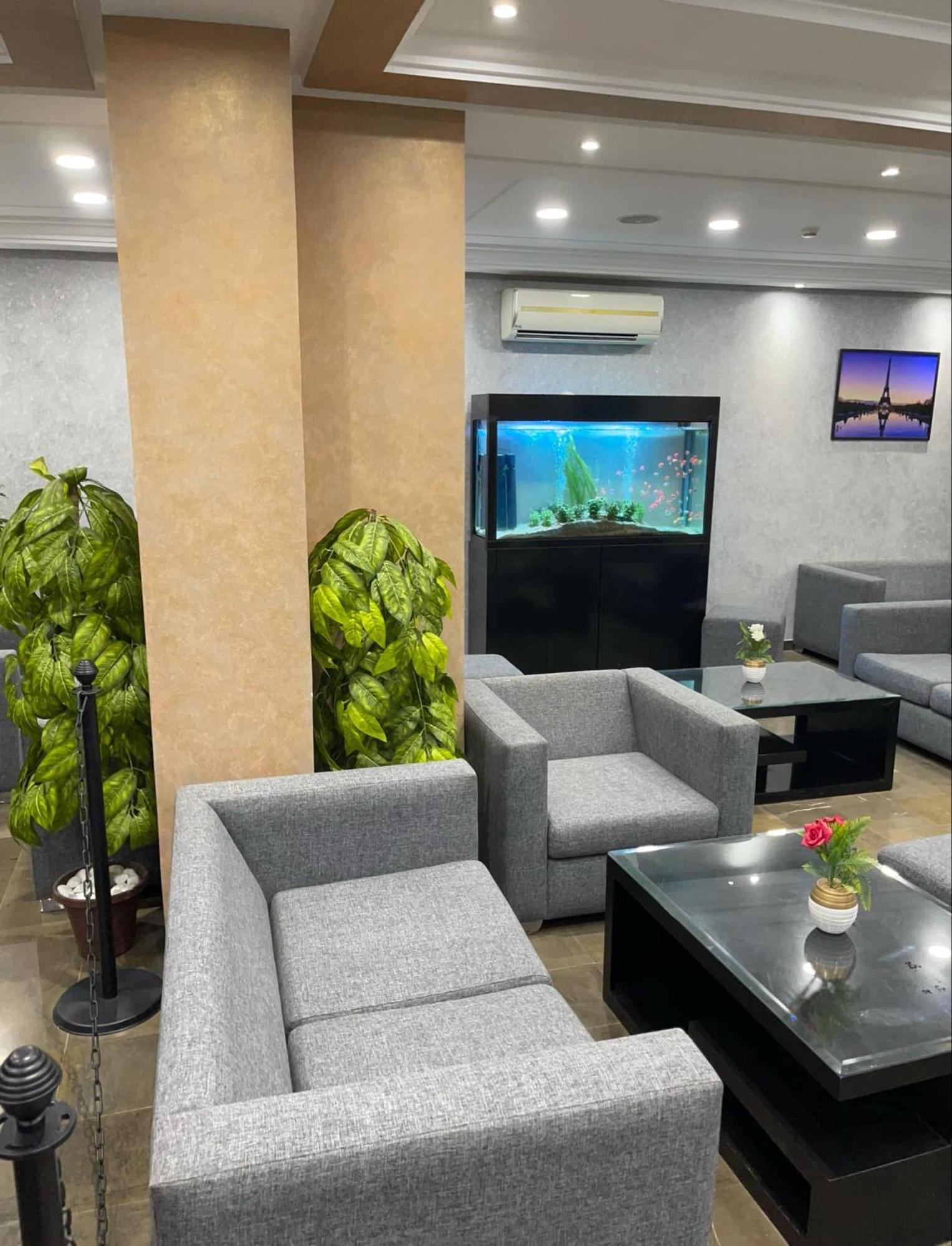 Le Parisien Tunis Hotel Kültér fotó