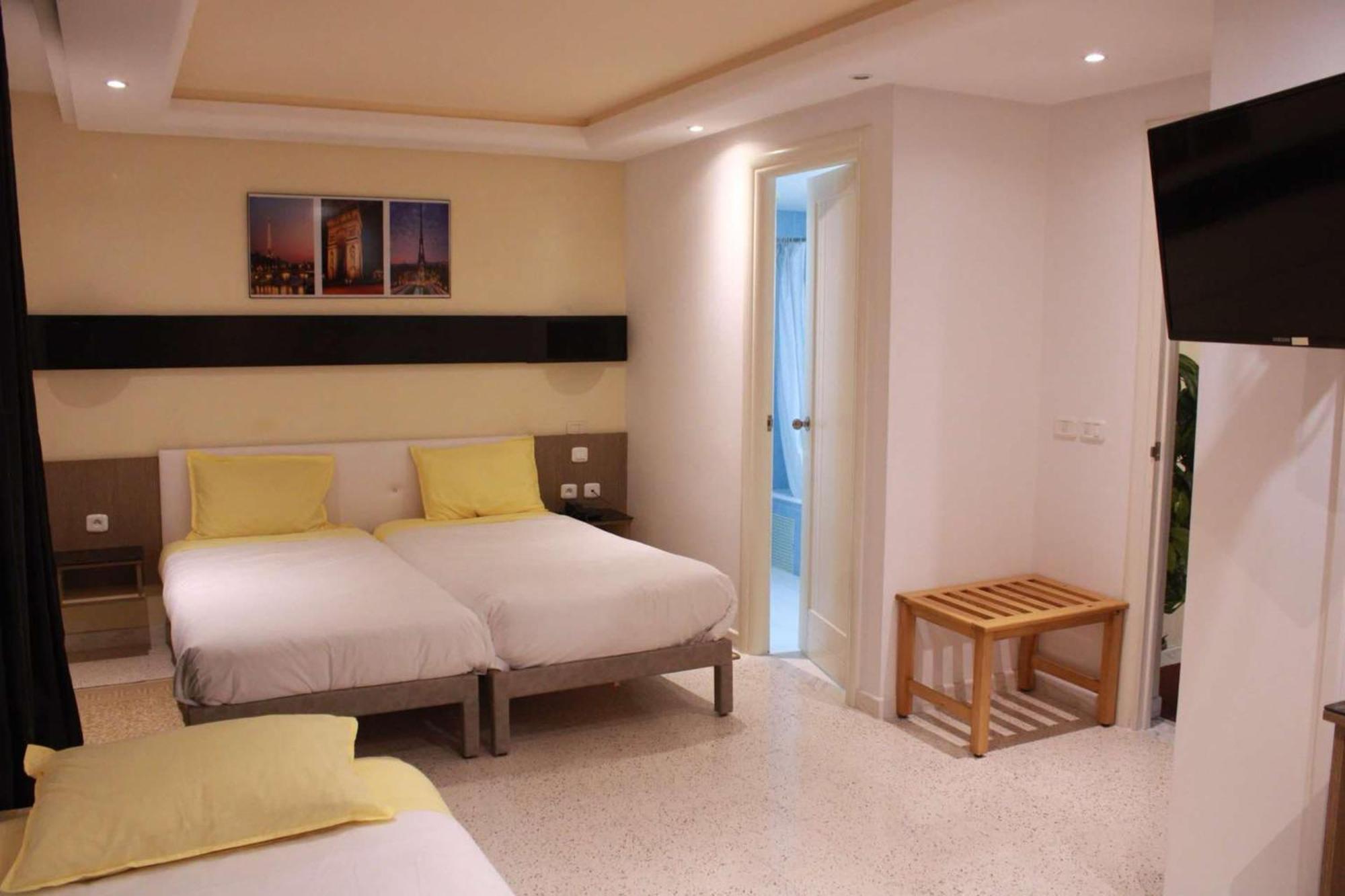 Le Parisien Tunis Hotel Kültér fotó